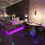 Savana (Adults Only)